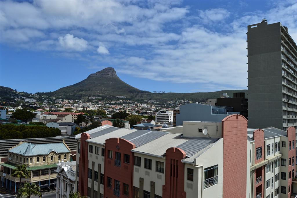 Urban Oasis At The Four Seasons Apartment Cape Town Exterior photo