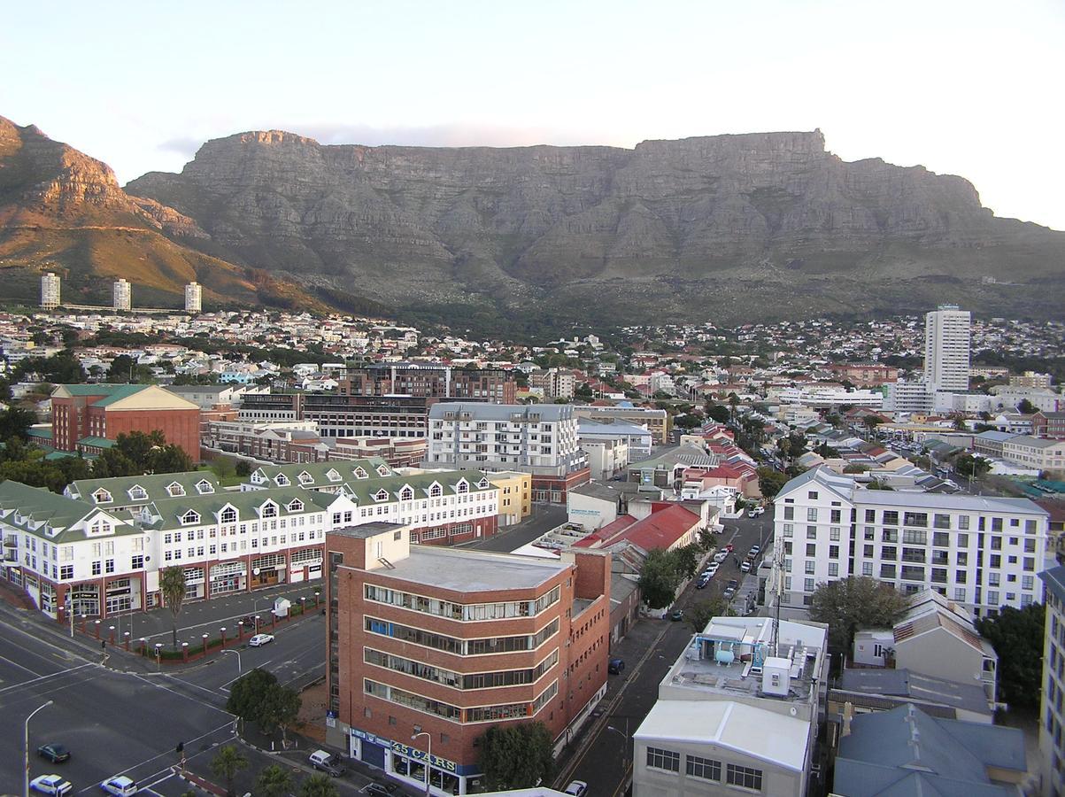 Urban Oasis At The Four Seasons Apartment Cape Town Exterior photo